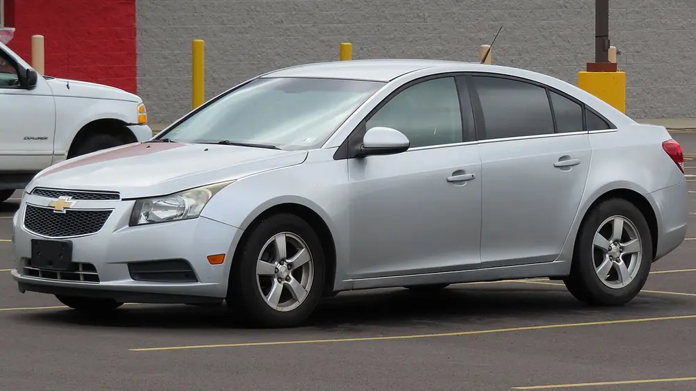 A 2012 Chevrolet Cruze sedan seen from the front