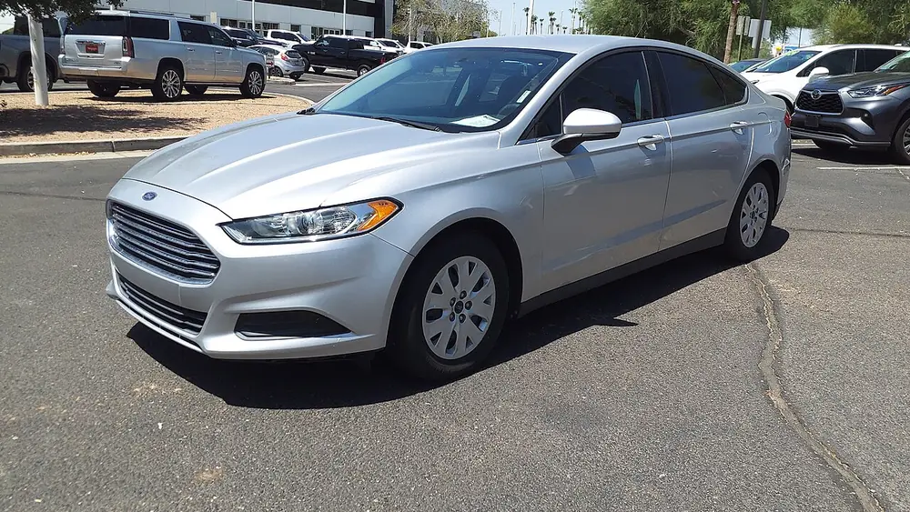 A 2014 Ford Fusion seen from the front