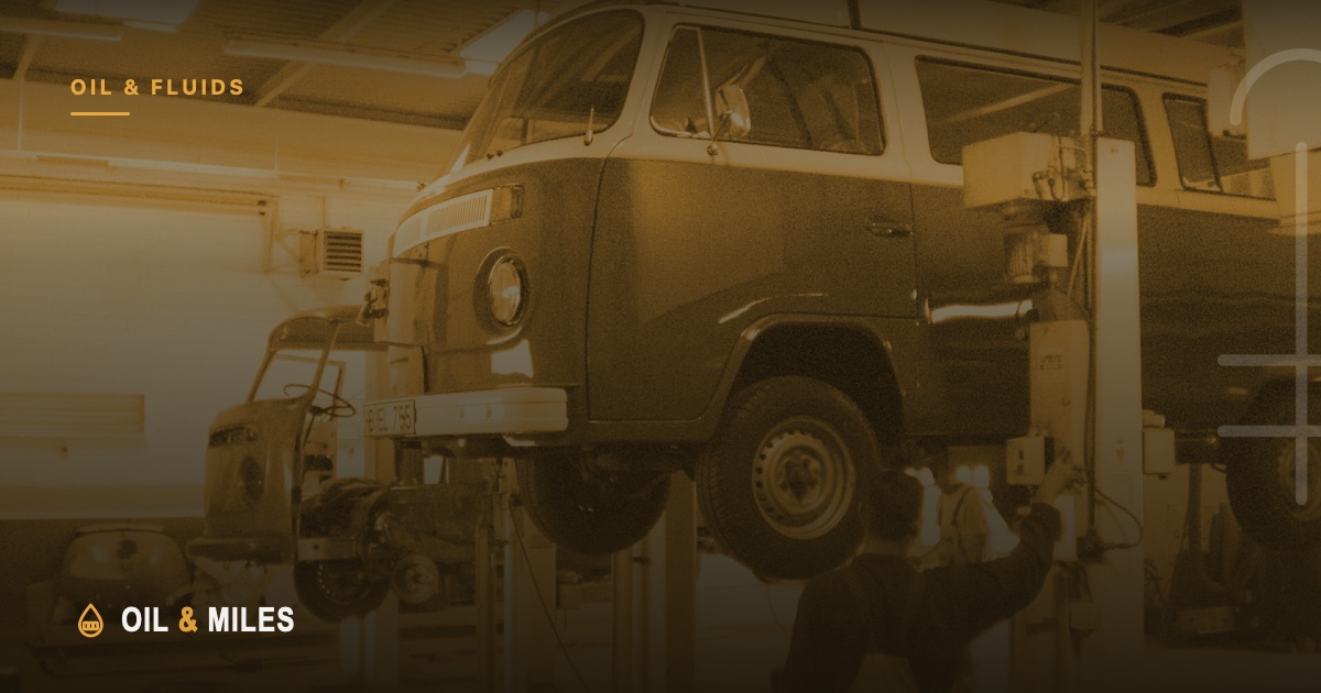 Check Transmission Fluid Without a Dipstick: 3 Jobs